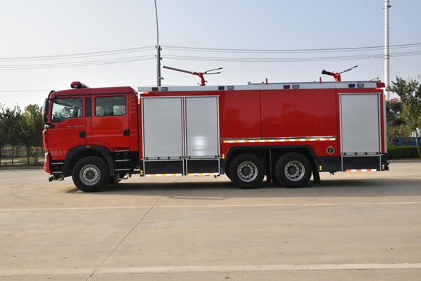 ����11���ɷ�ˮ���B������܇